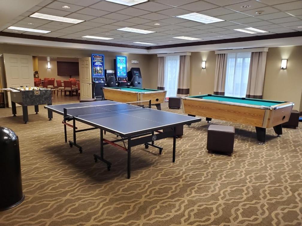 Comfort Suites Oshkosh Eksteriør bilde