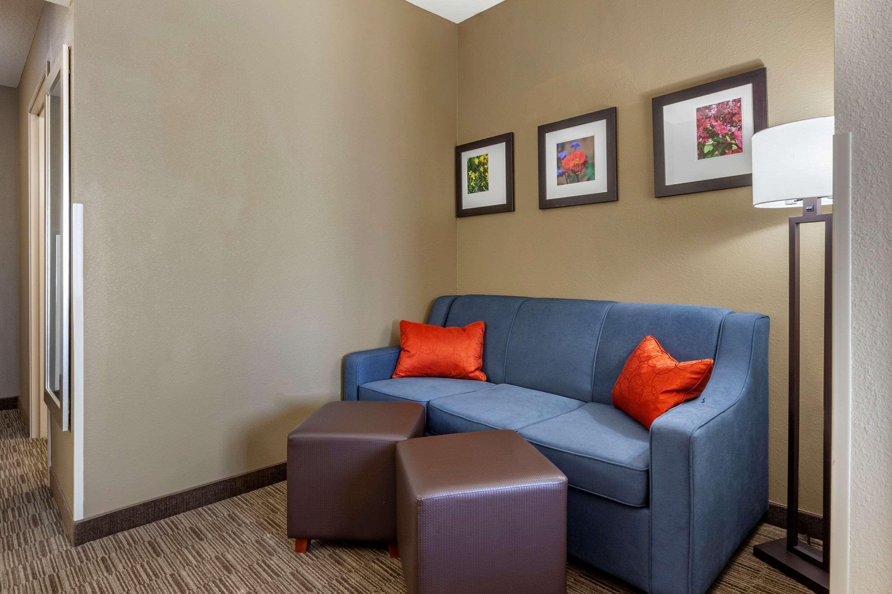 Comfort Suites Oshkosh Eksteriør bilde