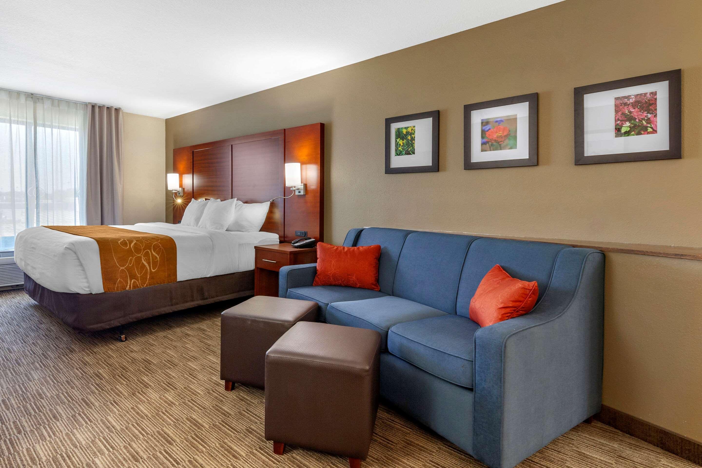 Comfort Suites Oshkosh Eksteriør bilde