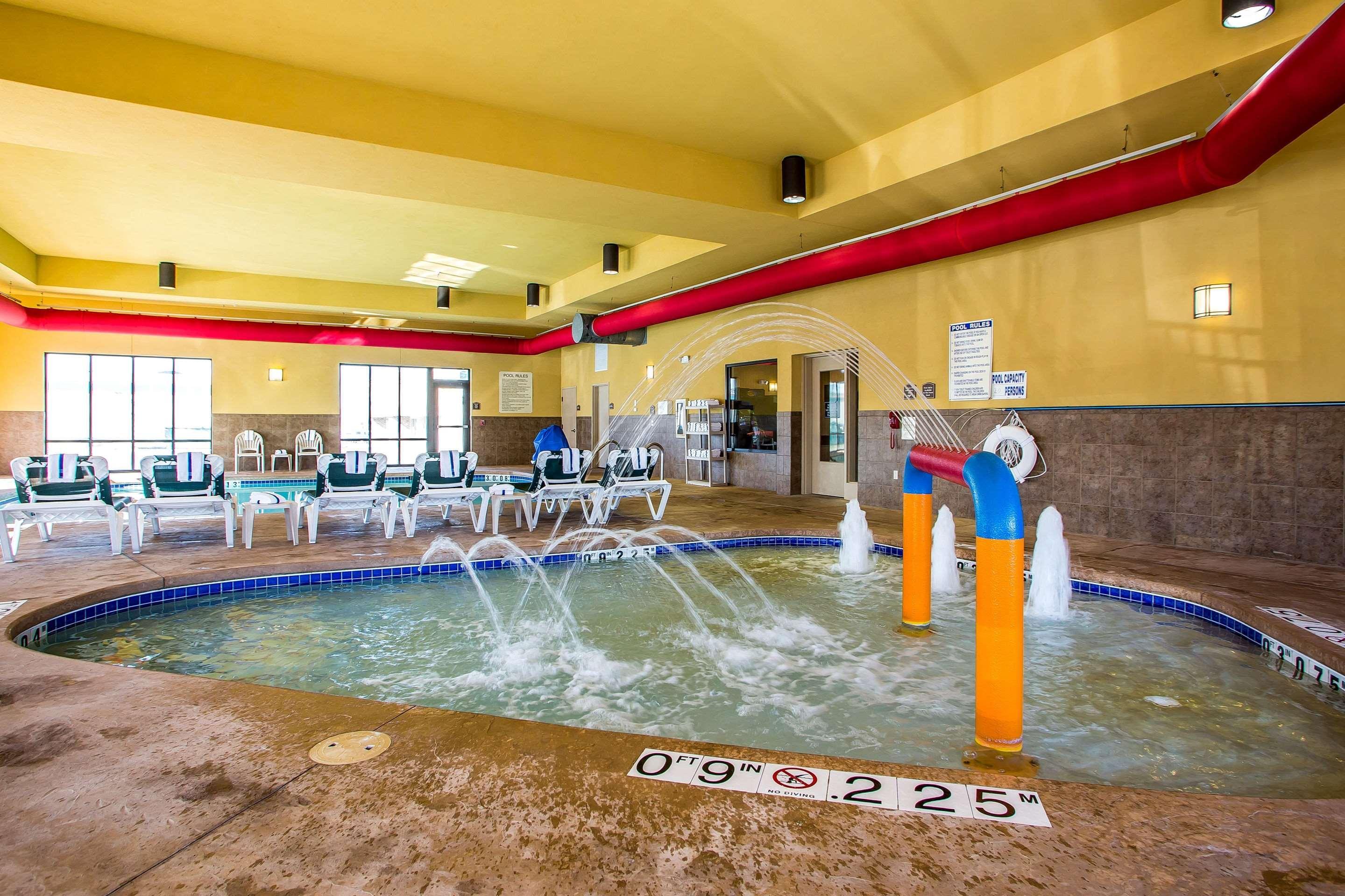Comfort Suites Oshkosh Eksteriør bilde