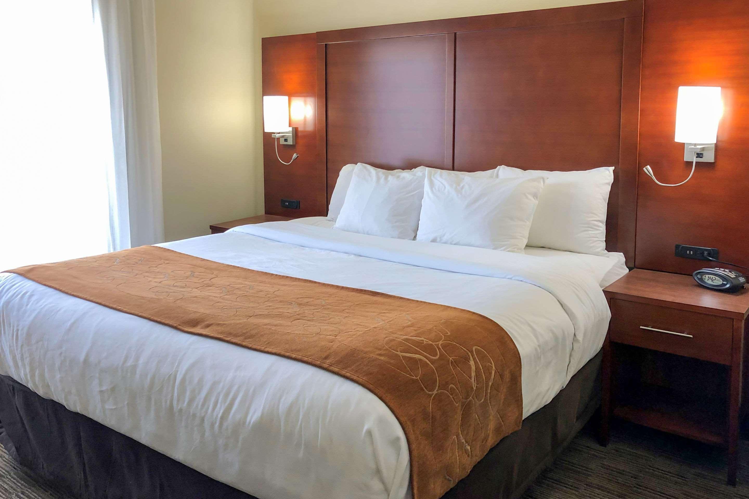 Comfort Suites Oshkosh Eksteriør bilde