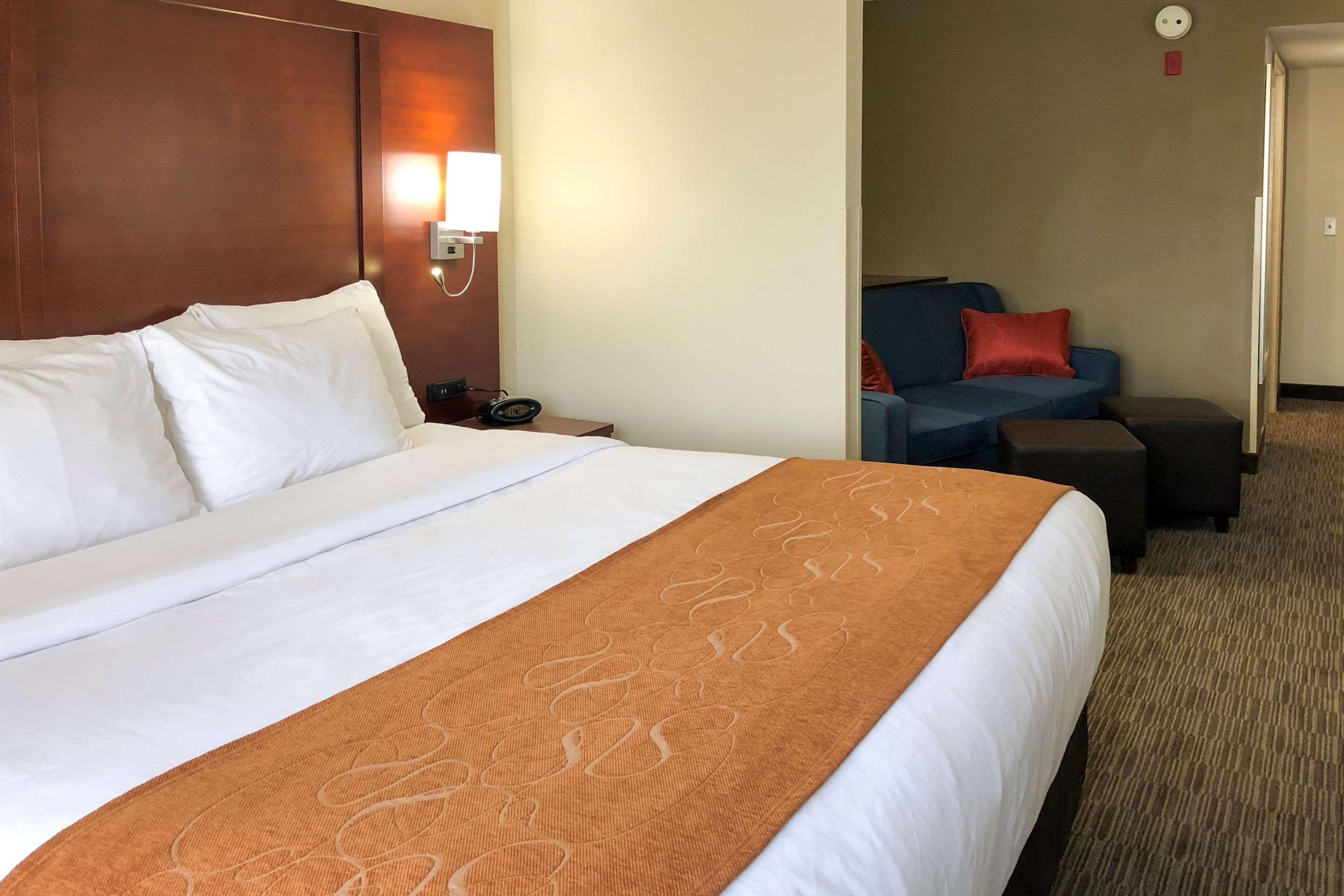 Comfort Suites Oshkosh Eksteriør bilde