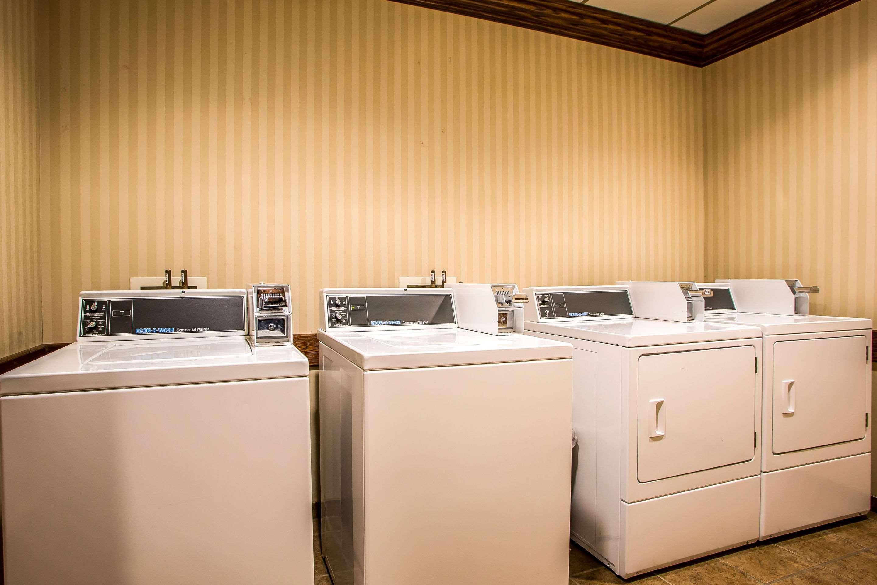 Comfort Suites Oshkosh Eksteriør bilde